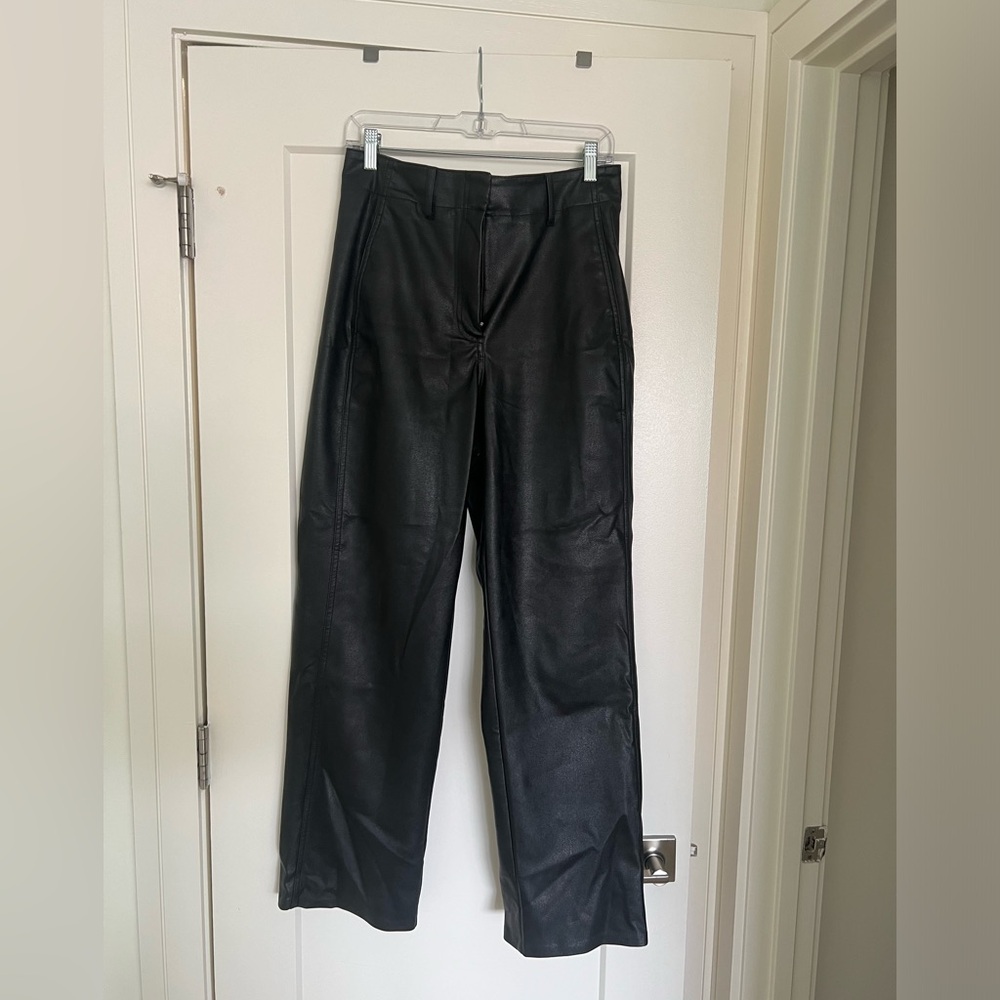 Aritzia Wilfred Free leather pants